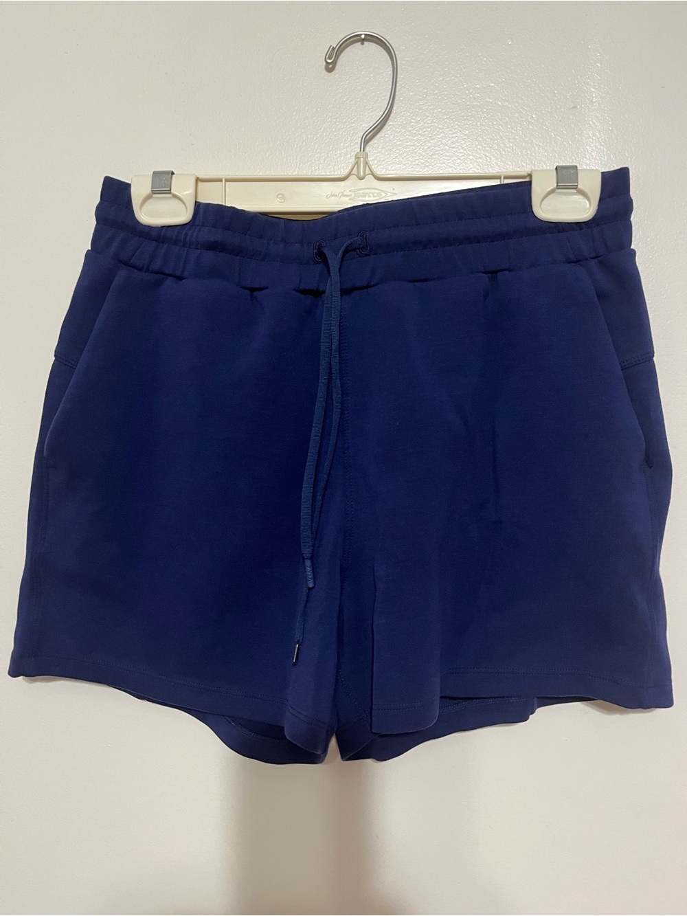 ZYIA Active Navy Shorts Women’s Medium Athletic Pull-On